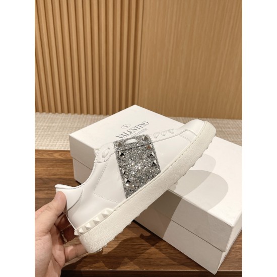 Sneakers White Shoes