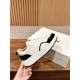  white sneakers 