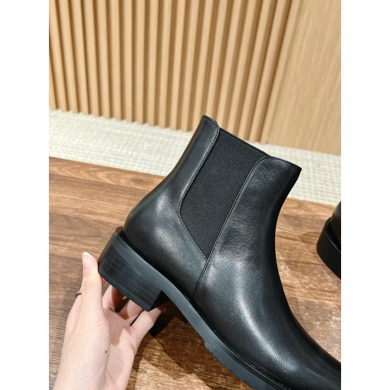 Stuart Weitzman boot