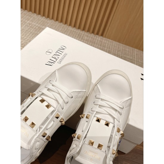 Sneakers White Shoes