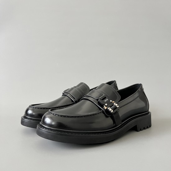 Explorer Loafers