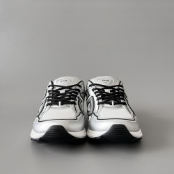 B30 Sneakers