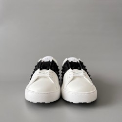 Rockstud Untitled Rivet