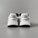 B30 Sneakers