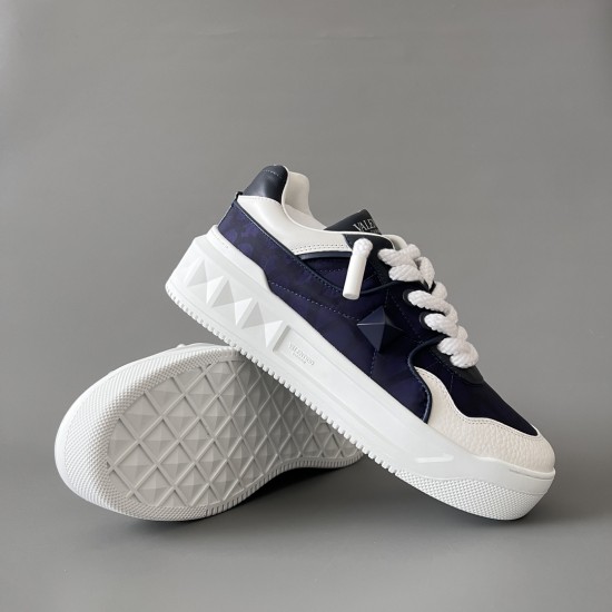 Round Toe Lace Up Board Shoes