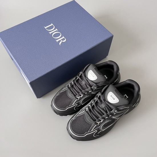 B30 Sneakers