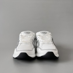 B30 Sneakers