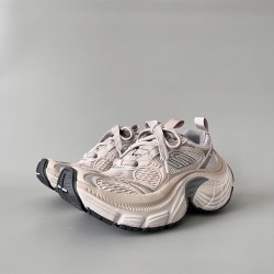 6XL Sneakers
