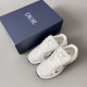 B30 Sneakers