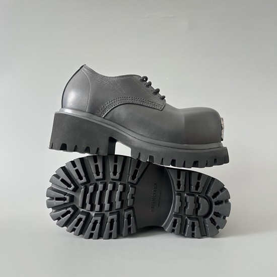 Stomper Loafers