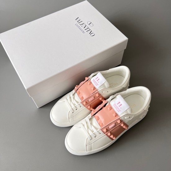 Rockstud Untitled Rivet