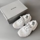 6XL Sneakers