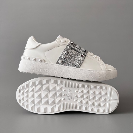 Rockstud Untitled Rivet