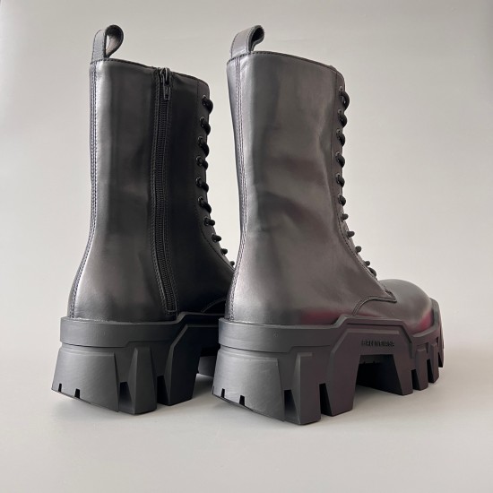 Bulldozer Martin Boots