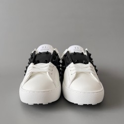 Rockstud Untitled Rivet