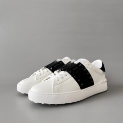 Rockstud Untitled Rivet