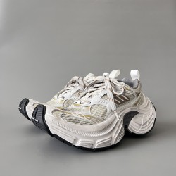 6XL Sneakers