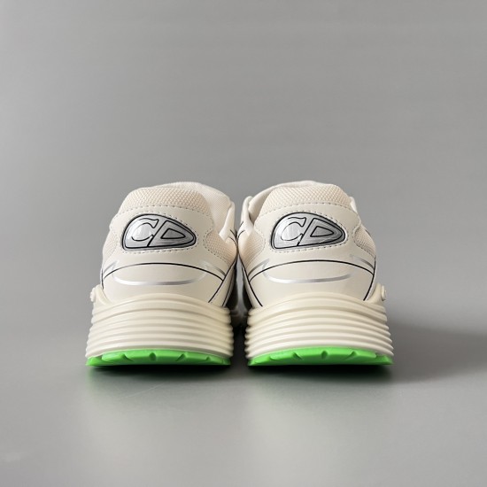 B30 Sneakers