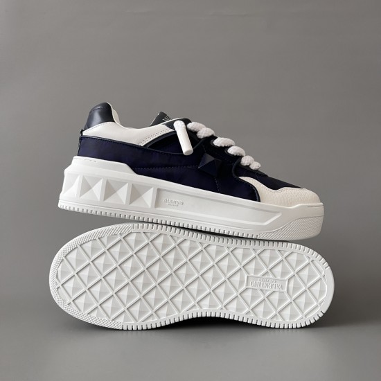 Round Toe Lace Up Board Shoes