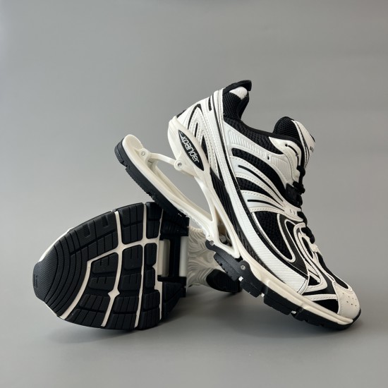 X-Pander Mesh Nylon Sneakers