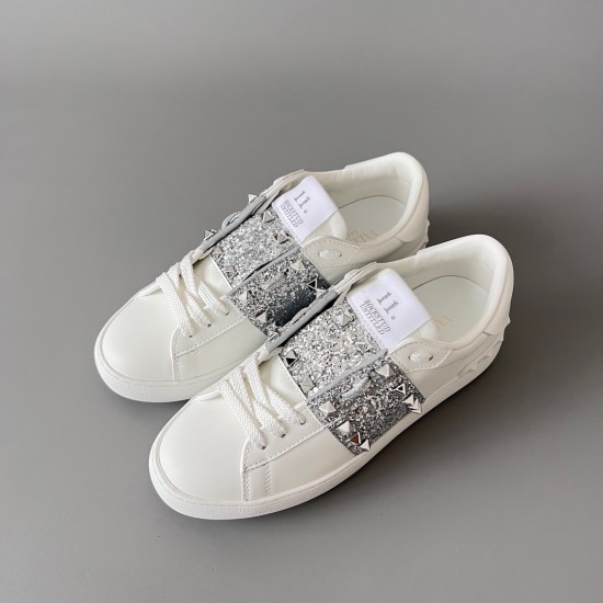 Rockstud Untitled Rivet