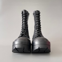 Bulldozer Martin Boots