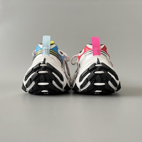 6XL Sneakers