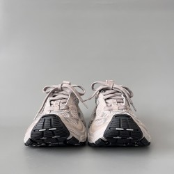 6XL Sneakers