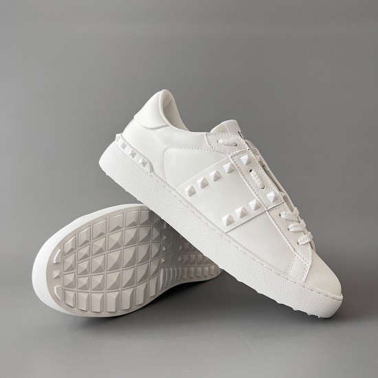 Rockstud Untitled Rivet