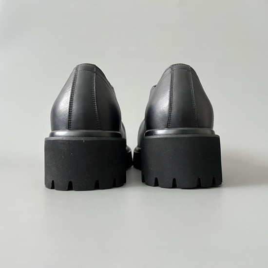 Stomper Loafers