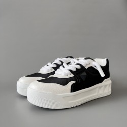 Round Toe Lace Up Board Shoes