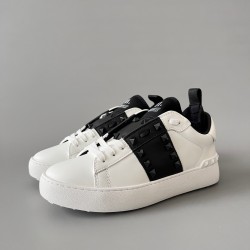 Rockstud Untitled Rivet