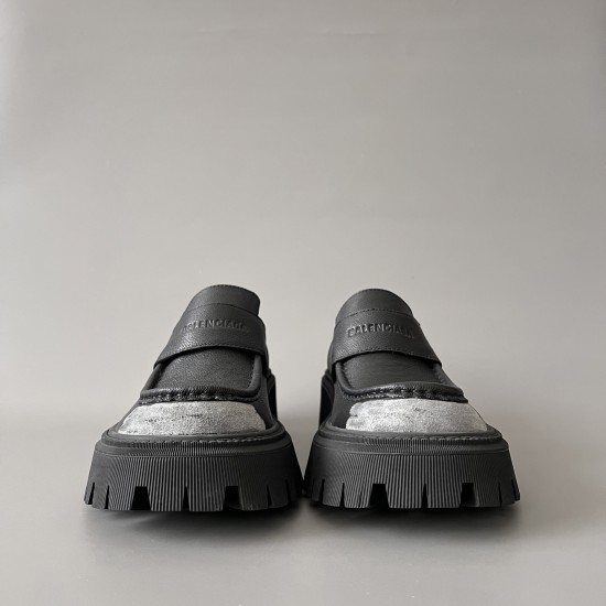 Tractor Sneakers
