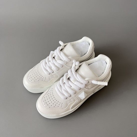 Round Toe Lace Up Board Shoes