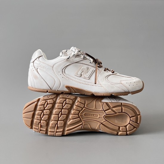 New Balance x MIU MIU 530