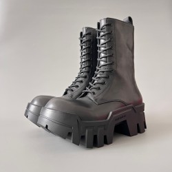 Bulldozer Martin Boots