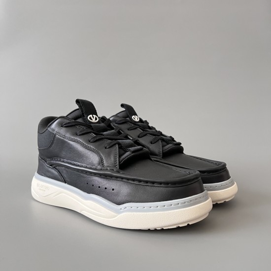 Mid Top Lace-Up Casual Shoes