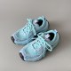 6XL Sneakers