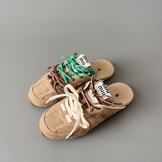New Balance x MIU MIU 530