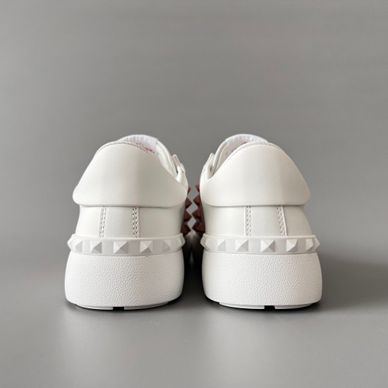 Rockstud Untitled Rivet