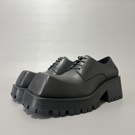 Tractor Sneakers