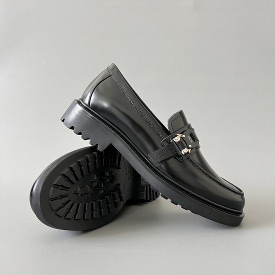 Explorer Loafers