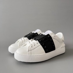 Rockstud Untitled Rivet