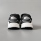 B30 Sneakers