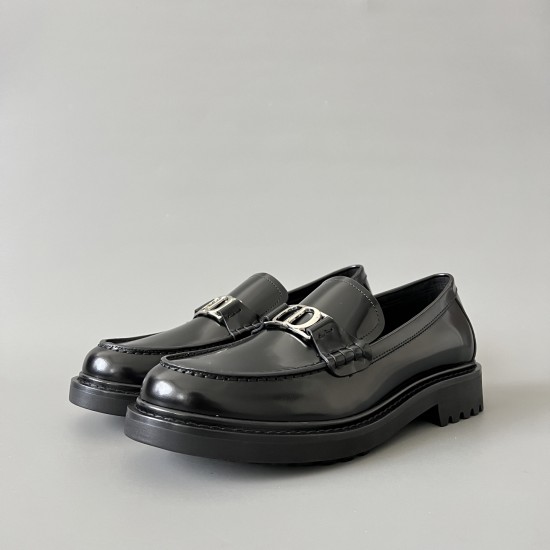 Explorer Loafers