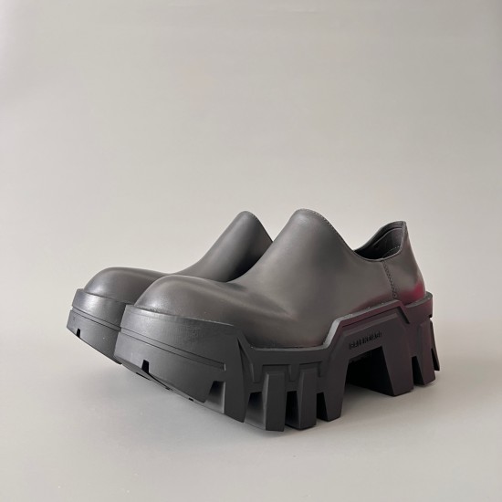 Bulldozer Martin Boots