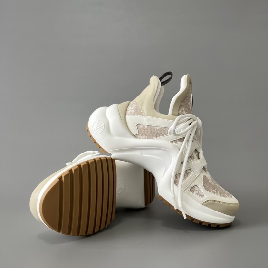 LOUIS VUITTON Archlight