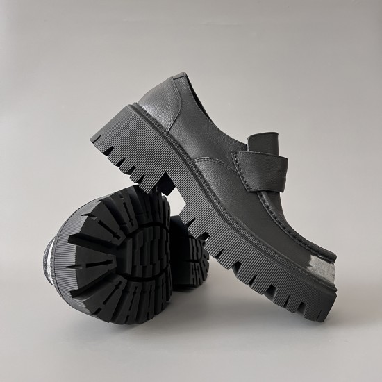Tractor Sneakers