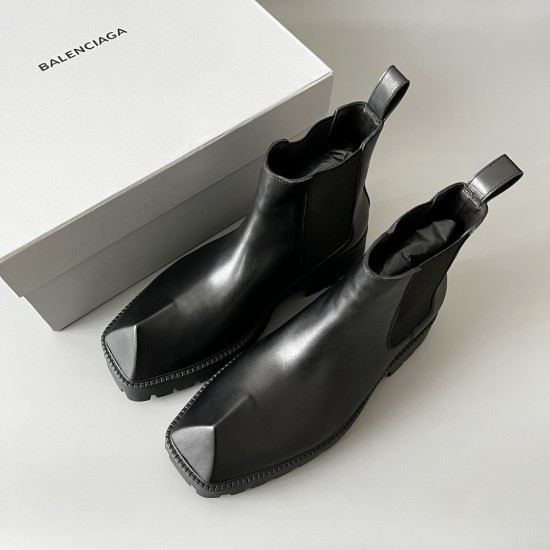 Rhino Boots