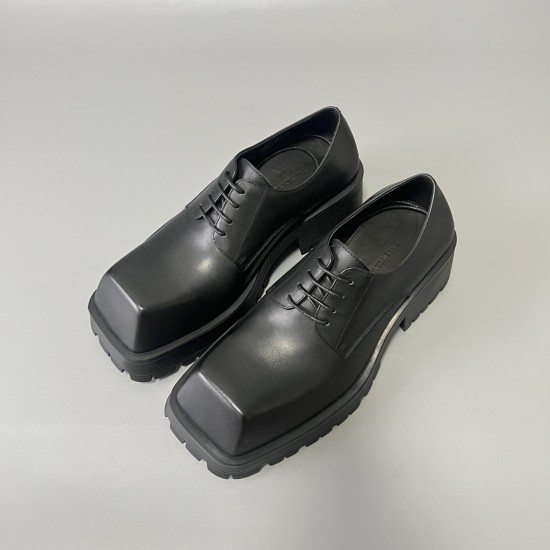 Tractor Sneakers